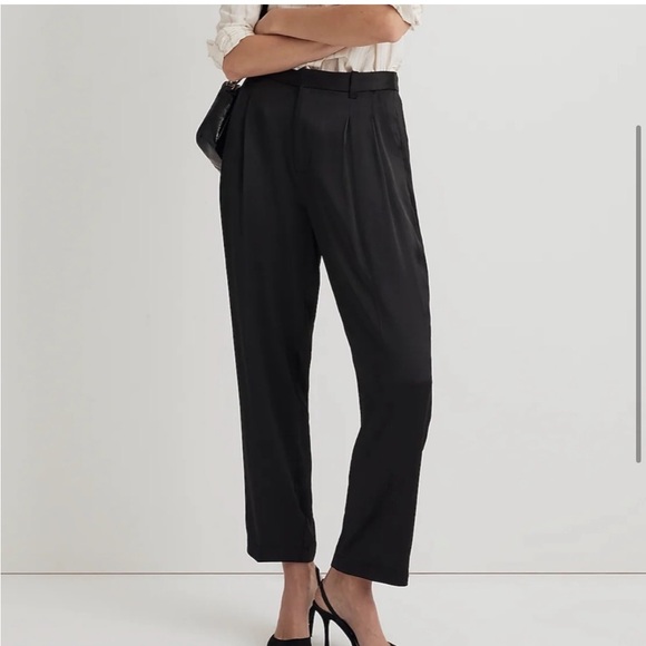 Madewell Pants - New Madewell The Turner Tapered Pant in Satin Sz 8
